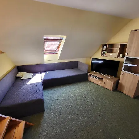 Kotar - 7 Mist Za 1 Cenu * Haluzice